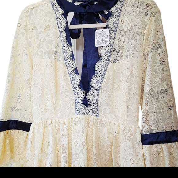 Free People Gilded Lace & Satin Mini Dress, Size Medium - Cream W/Navy - NWT - Picture 3 of 5